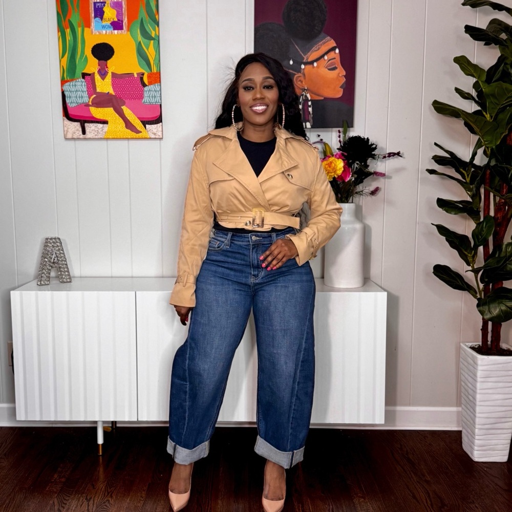 Women's khaki color, crop trench jacket